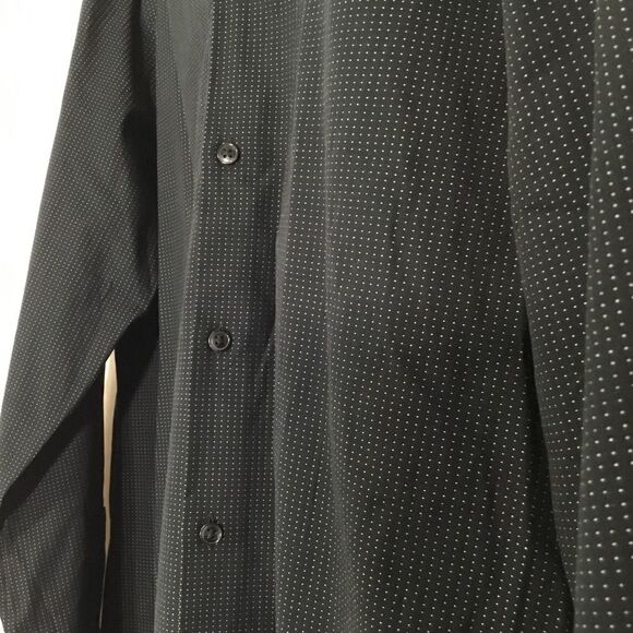Calvin Klein Dotted Button Down (H5) - Picture 2 of 7